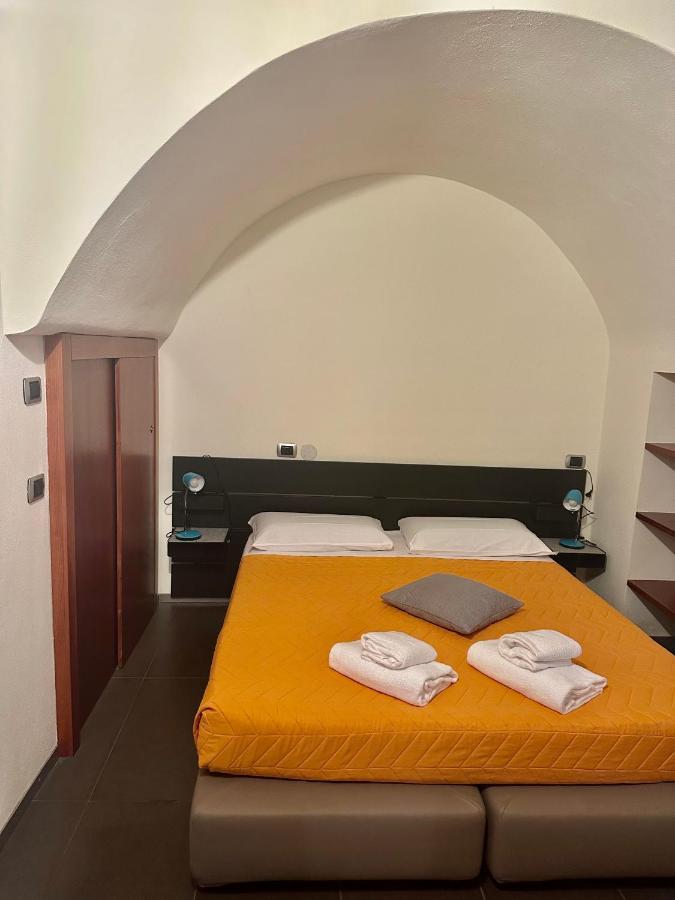 Feel - Luxury Duomo Suite ベルガモ エクステリア 写真